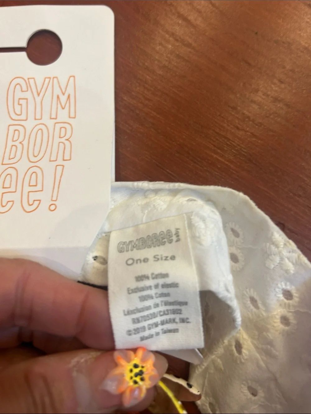 Gymboree White Eyelet Bow Headband with Elastic Knot